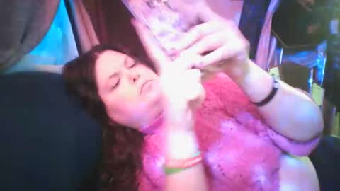 Snapshot of siofra chatting on February 23, 4:39 am Siofra online show from February 23, 4:39 am