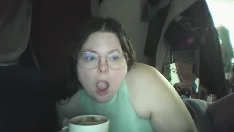 Snapshot of siofra chatting on February 27, 3:04 am Siofra online show from February 27, 3:04 am