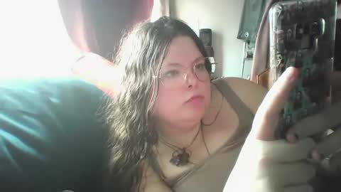 Snapshot of siofra chatting on March 2, 6:08 pm Siofra online show from March 2, 6:08 pm