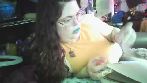 Snapshot of siofra chatting on March 9, 10:30 pm Siofra online show from March 9, 10:30 pm