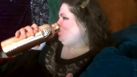 Siofra online show from April 19, 10:56 pm