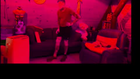 Snapshot of siphonophorstrings chatting on September 12, 3:06 am Dustbunnyfoofoo online show from September 12, 3:06 am