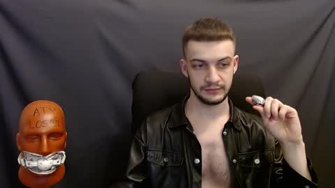 Snapshot of sir_damien chatting on December 29, 2:38 am Sir Damien online show from December 29, 2:38 am