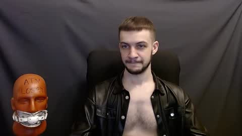 Snapshot of sir_damien chatting on January 2, 5:24 am Sir Damien online show from January 2, 5:24 am