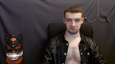 Snapshot of sir_damien chatting on January 11, 11:56 am Sir Damien online show from January 11, 11:56 am