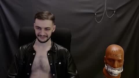 Snapshot of sir_damien chatting on January 24, 3:00 am Sir Damien online show from January 24, 3:00 am