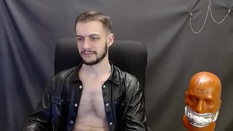 Snapshot of sir_damien chatting on January 31, 3:41 am Sir Damien online show from January 31, 3:41 am