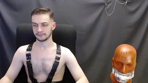 Snapshot of sir_damien chatting on March 5, 3:18 am Sir Damien online show from March 5, 3:18 am