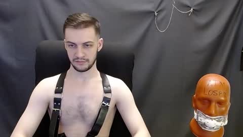 Snapshot of sir_damien chatting on March 8, 3:50 am Sir Damien online show from March 8, 3:50 am