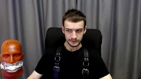 Snapshot of sir_damien chatting on September 21, 2:35 am Sir Damien online show from September 21, 2:35 am