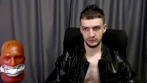 Snapshot of sir_damien chatting on October 13, 2:44 am Sir Damien online show from October 13, 2:44 am