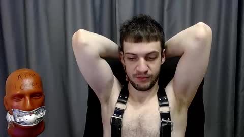 Snapshot of sir_damien chatting on November 7, 3:17 am Sir Damien online show from November 7, 3:17 am