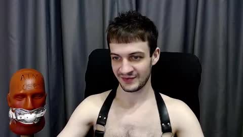 Sir Damien online show from March 13, 9:43 pm