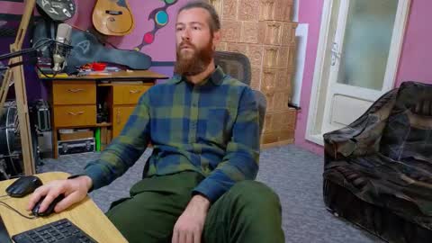 I am The Fourth and only Sir. Pelo online show from October 29, 11:34 am