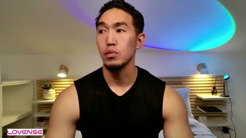 Snapshot of sir_teo chatting on May 24, 2:55 pm SIR TEO online show from May 24, 2:55 pm