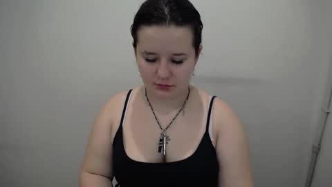 Mina online show from October 28, 8:07 am