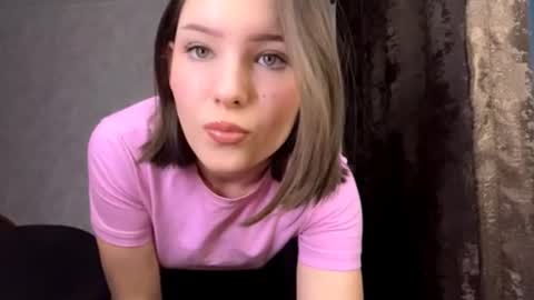 Snapshot of sirenapen chatting on February 6, 12:15 am Aurora online show from February 6, 12:15 am