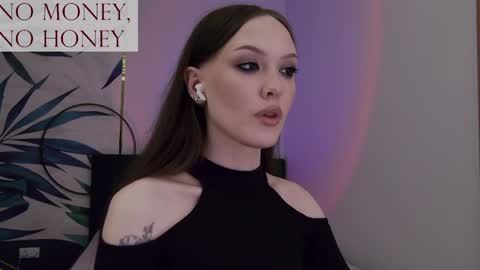 Snapshot of sirenaswhisper chatting on May 25, 8:48 pm Goddess Sirena online show from May 25, 8:48 pm