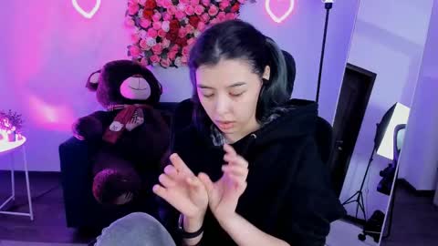 Si online show from April 21, 7:06 pm