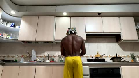 Snapshot of siriss_boyrag chatting on June 2, 2:30 pm siriss_boyrag online show from June 2, 2:30 pm