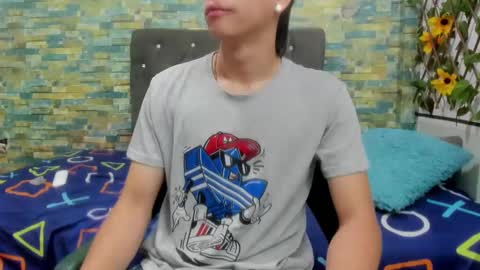 Snapshot of sirryant chatting on February 19, 12:33 pm SIR RYANT online show from February 19, 12:33 pm