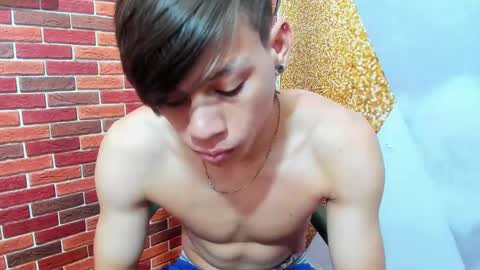 Snapshot of sirryant chatting on March 1, 1:18 pm SIR RYANT online show from March 1, 1:18 pm