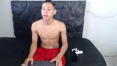 Snapshot of sirryant chatting on October 12, 2:38 pm SIR RYANT online show from October 12, 2:38 pm