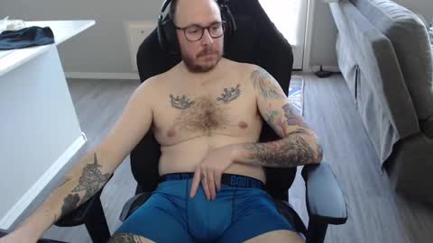 Sir Scotty online show from February 11, 11:44 pm