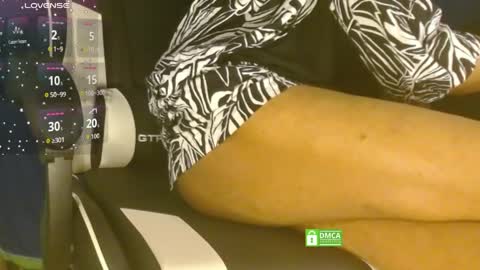 Snapshot of sissyaayesha chatting on April 7, 5:24 pm Serenity 101 online show from April 7, 5:24 pm