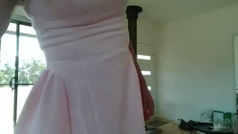 Snapshot of sissyanna2021 chatting on March 21, 1:32 am sissyanna2021 online show from March 21, 1:32 am