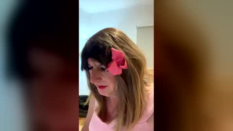 Snapshot of sissyanna2021 chatting on April 18, 9:13 am sissyanna2021 online show from April 18, 9:13 am