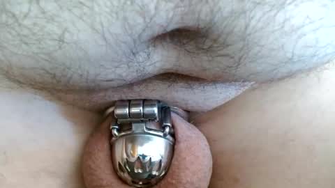 Snapshot of sissybear57 chatting on June 5, 4:56 pm Submissive Boi Pussy online show from June 5, 4:56 pm