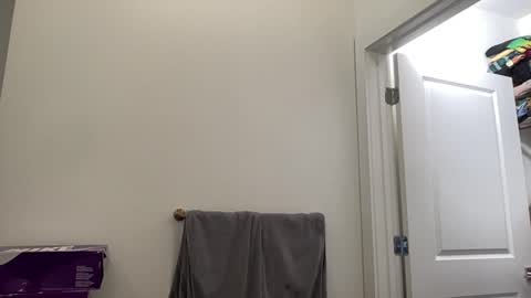 Sissyblkgoddess online show from June 17, 11:49 pm