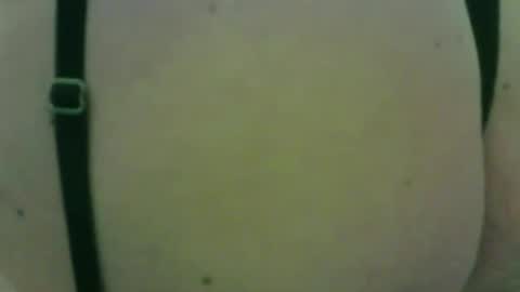 Snapshot of sissycrissy4545 chatting on December 3, 1:24 am sissycrissy4545 online show from December 3, 1:24 am