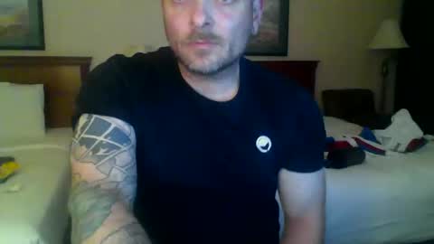sitonmyface642598 online show from May 9, 8:30 am