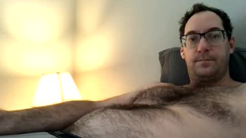 Snapshot of sixfootseven chatting on December 4, 2:48 pm sixfootseven online show from December 4, 2:48 pm