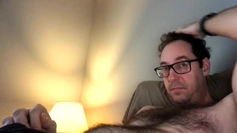 Snapshot of sixfootseven chatting on March 23, 1:48 pm sixfootseven online show from March 23, 1:48 pm