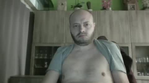 sixten113 online show from April 24, 6:49 am