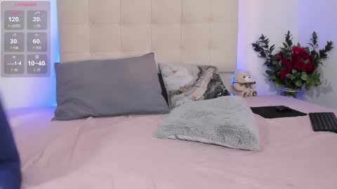 Snapshot of skadi_1 chatting on October 26, 1:00 am Skadi online show from October 26, 1:00 am