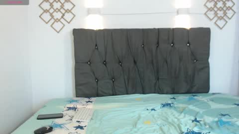 Skarleth online show from February 11, 1:09 pm