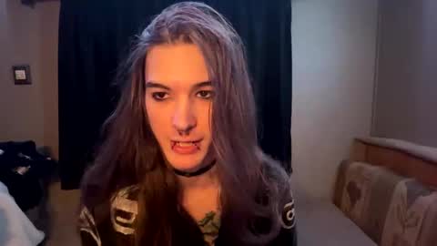 skater1026 OF online show from November 11, 10:15 am