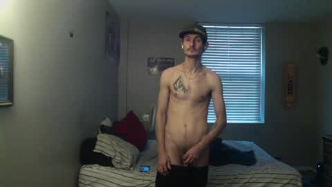Snapshot of skaterpunk_1992 chatting on June 18, 10:19 am skaterpunk_1992 online show from June 18, 10:19 am