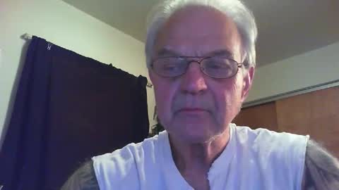 skeeeziks online show from May 11, 2:17 am
