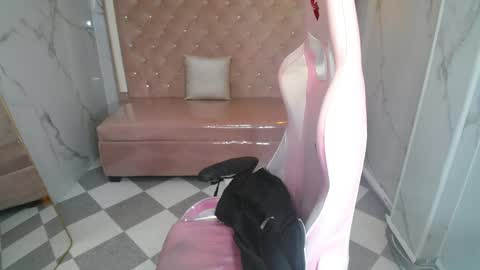 Skarlet online show from March 28, 1:00 pm