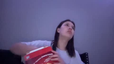 Snapshot of skiimaskabby chatting on February 27, 6:07 am skiimaskabby online show from February 27, 6:07 am