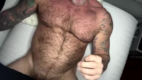 Snapshot of skimaskedbeef chatting on February 15, 6:12 pm BEEF online show from February 15, 6:12 pm