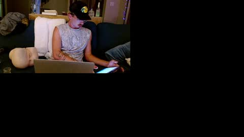Snapshot of skimaskstud chatting on July 5, 6:09 am woodson online show from July 5, 6:09 am