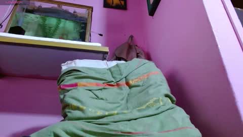 skinny1hugecock27 online show from December 4, 5:21 pm