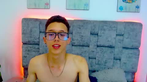 skinny_bigcock20 online show from February 22, 11:13 pm