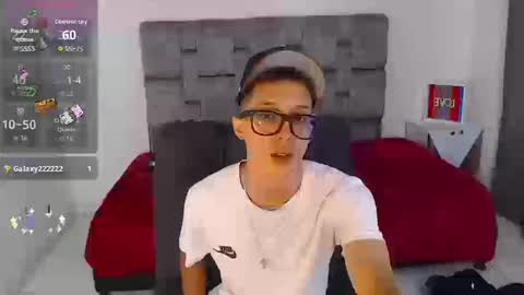 skinny_bigcock20 online show from March 12, 10:49 pm